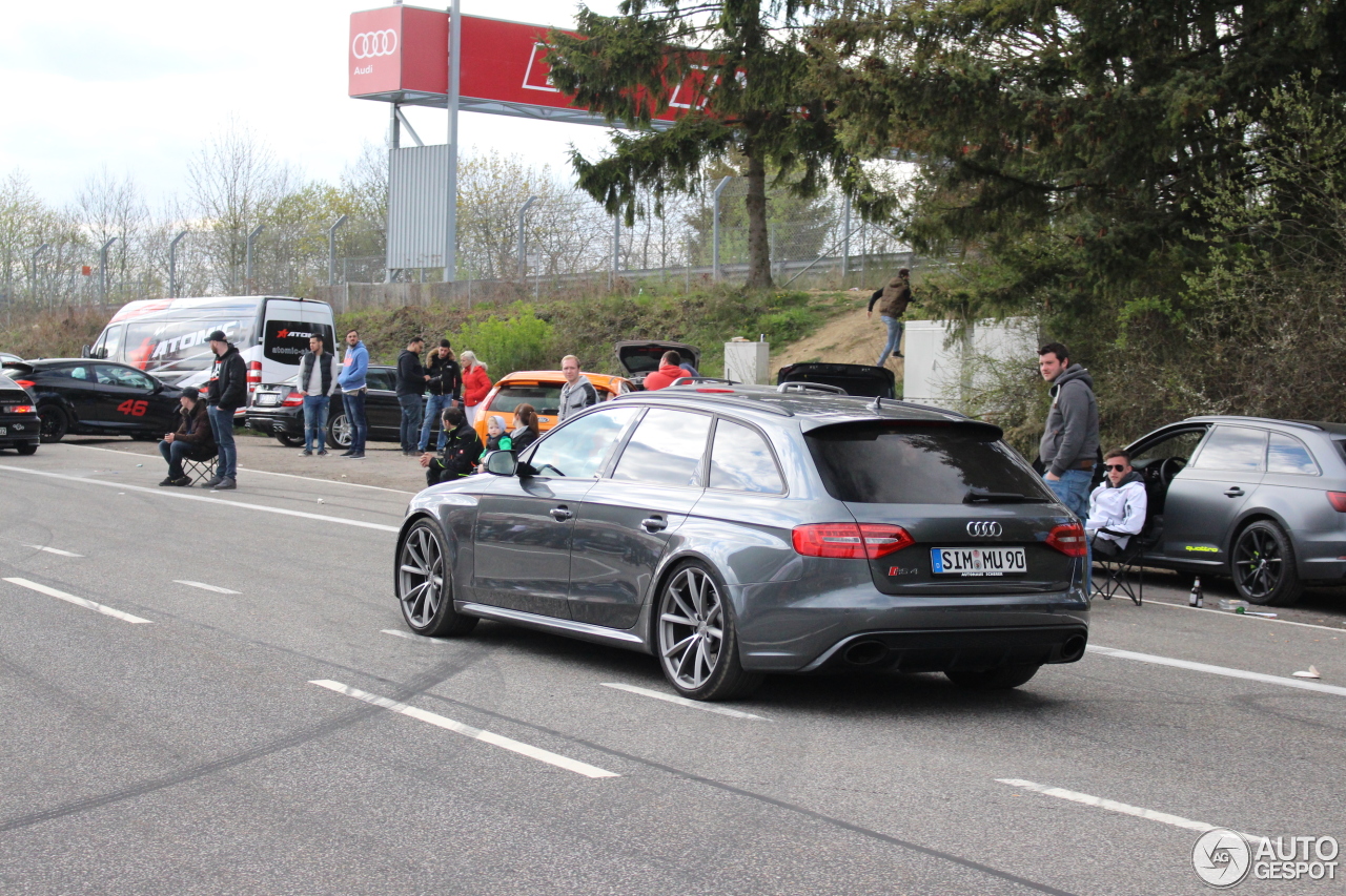 Audi RS4 Avant B8