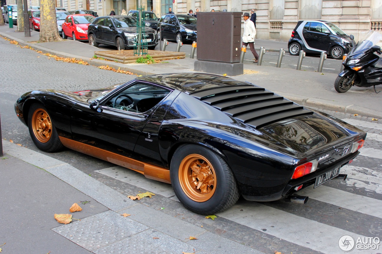 Lamborghini Miura P400 SV