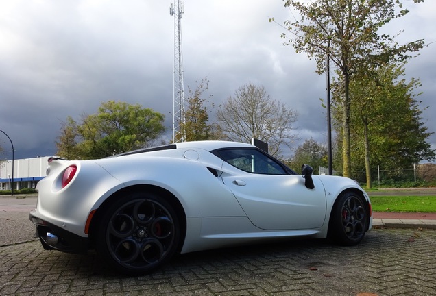 Alfa Romeo 4C Launch Edition