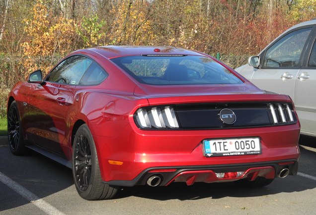 Ford Mustang GT 2015