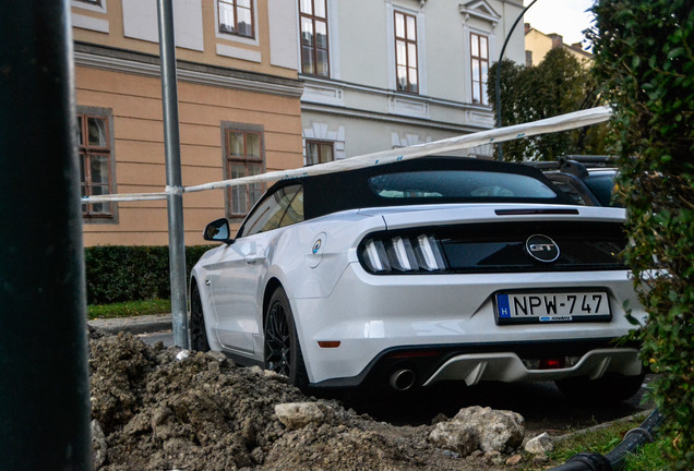 Ford Mustang GT Convertible 2015