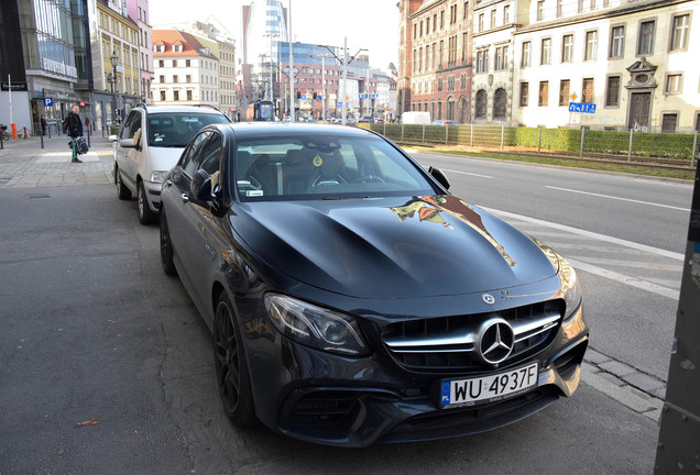 Mercedes-AMG E 63 S W213