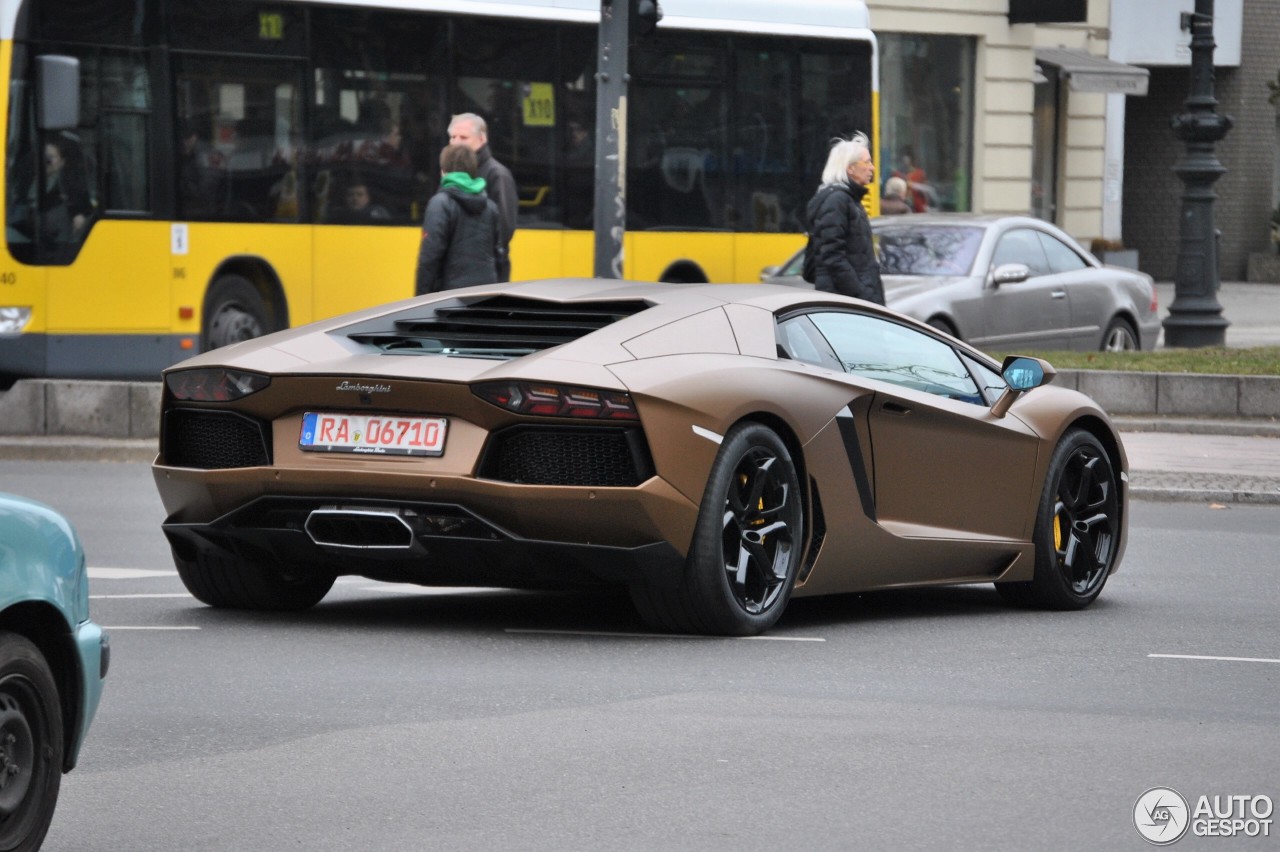 Lamborghini Aventador LP700-4