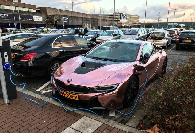 BMW i8