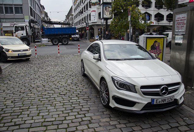 Mercedes-AMG CLA 45 C117