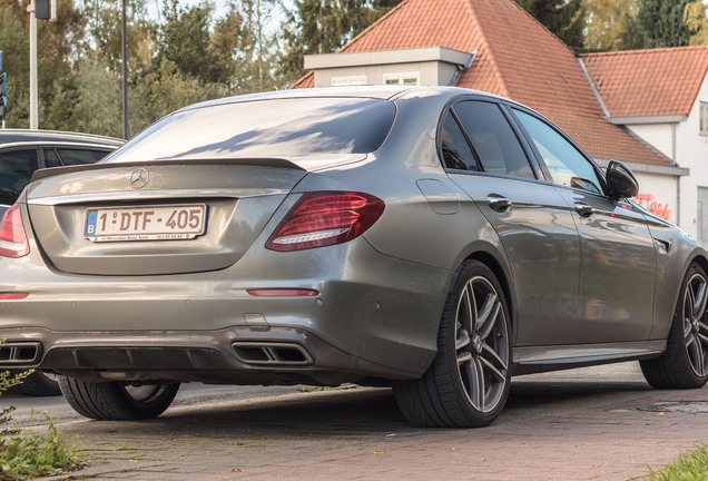 Mercedes-AMG E 63 S W213