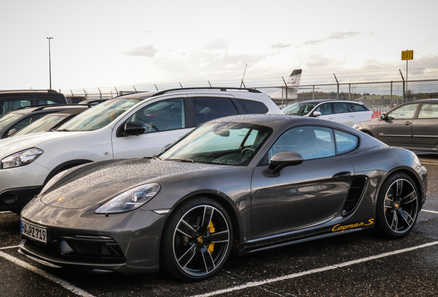 Porsche 718 Cayman S