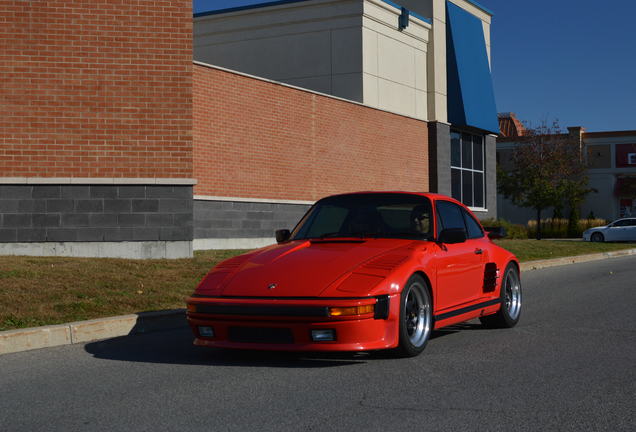 Porsche 930 Turbo Flatnose