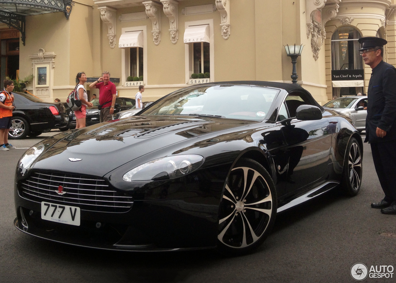 Aston Martin V12 Vantage Roadster