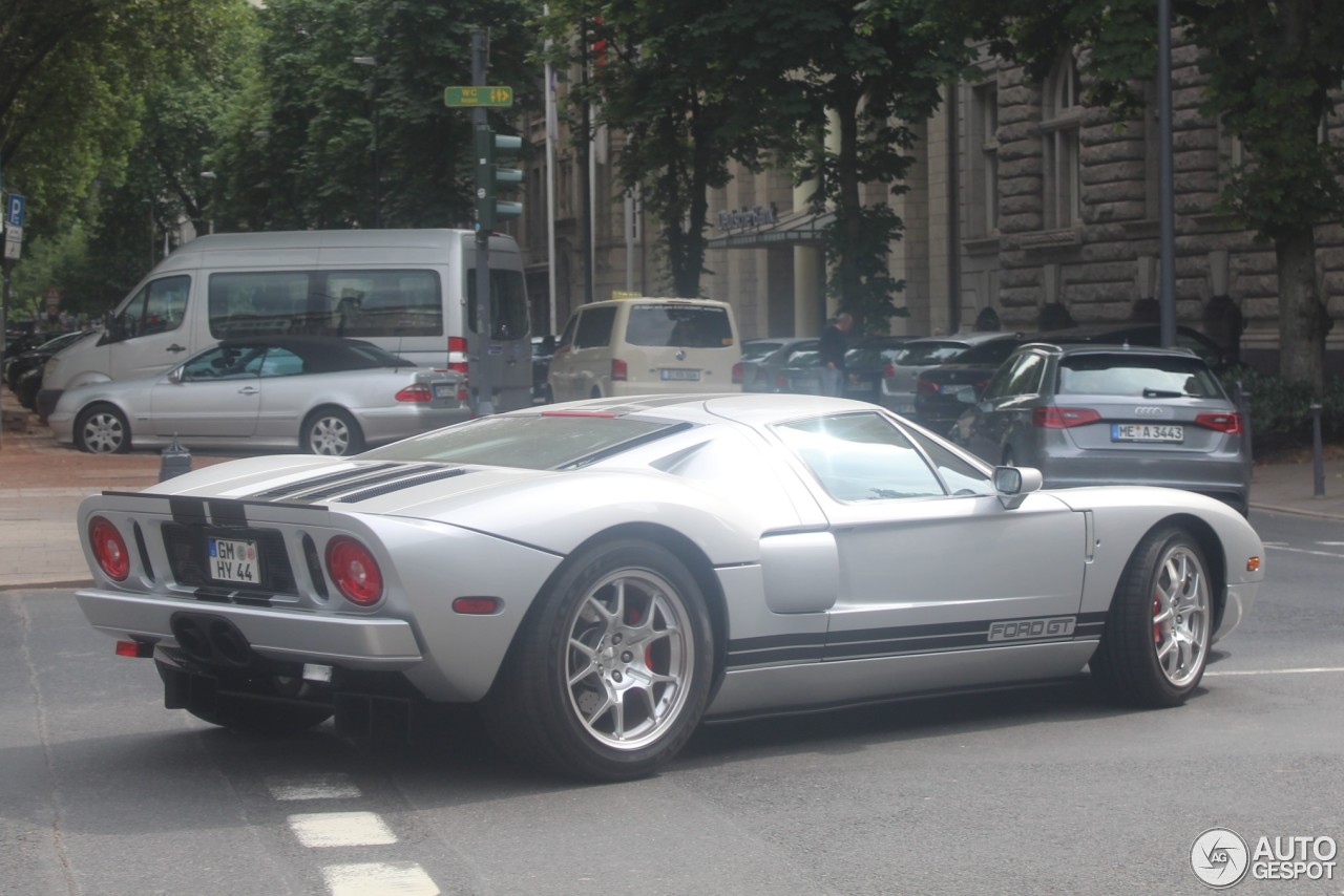 Ford GT