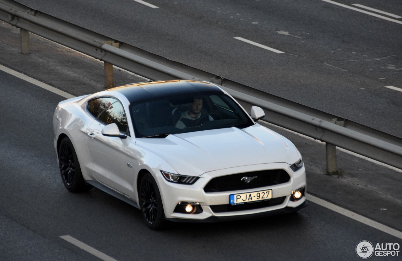 Ford Mustang GT 2015