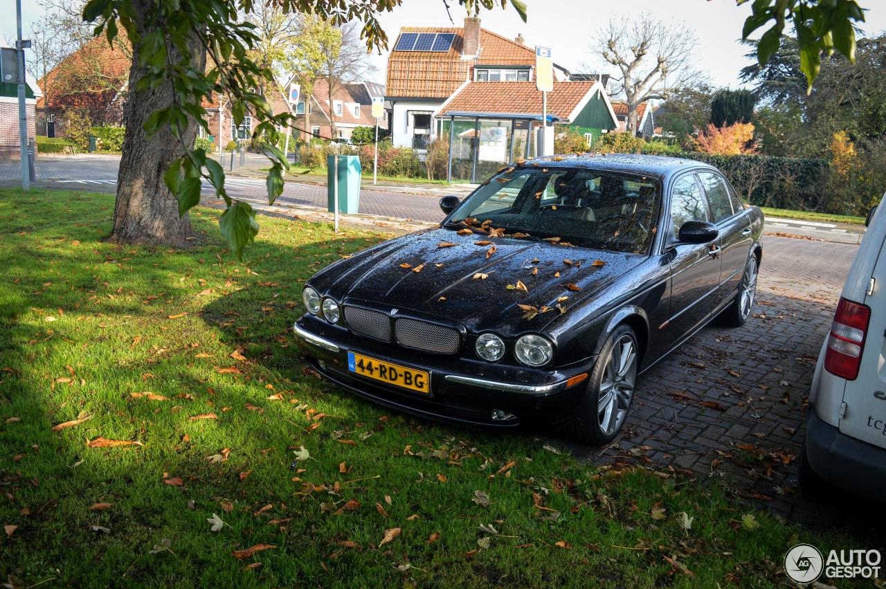 Jaguar XJR