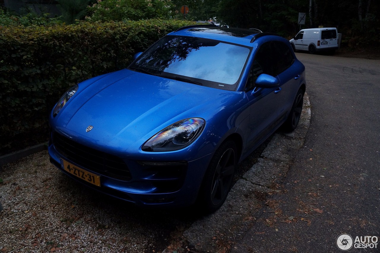 Porsche 95B Macan Turbo