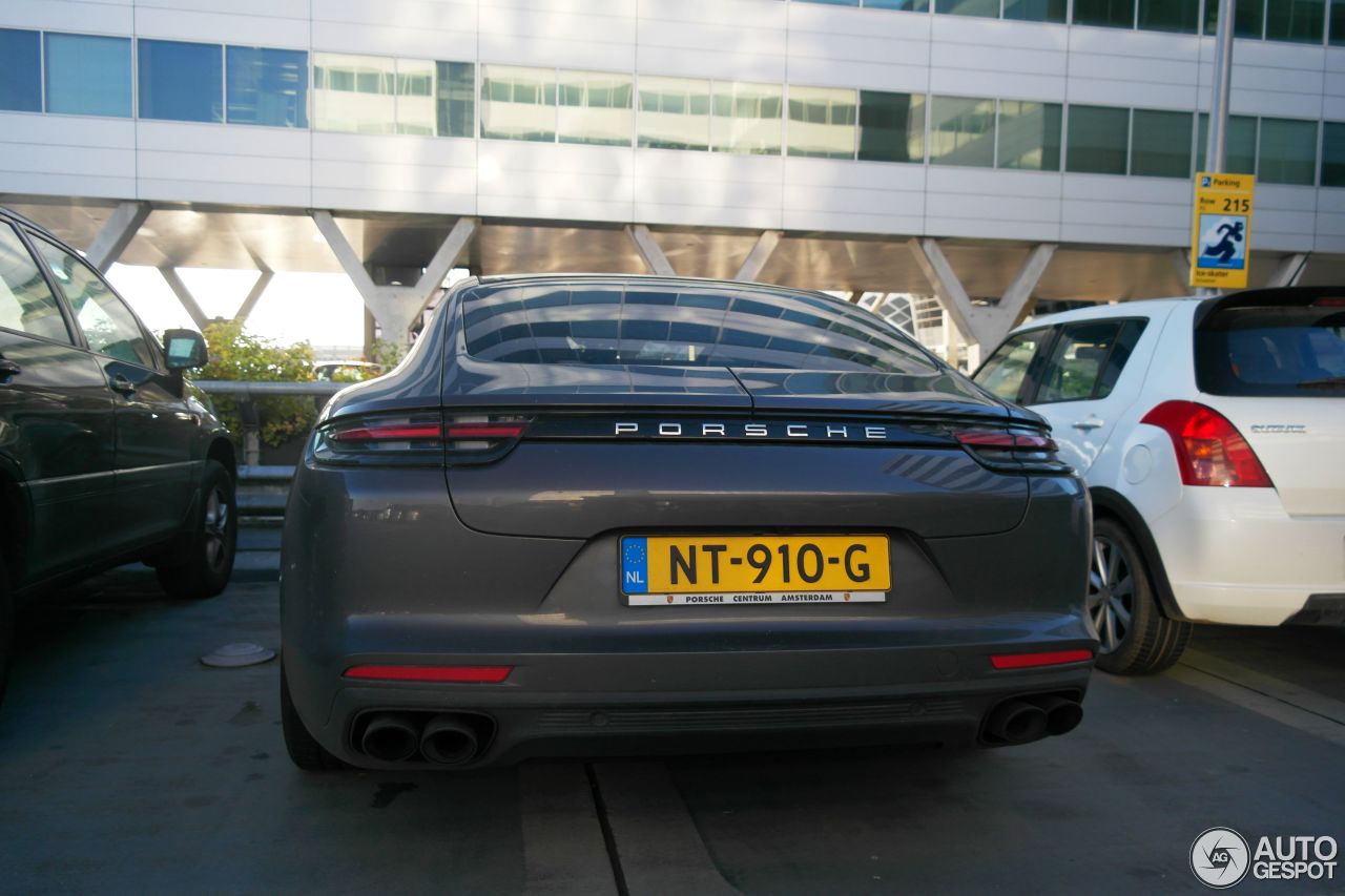 Porsche 971 Panamera Turbo