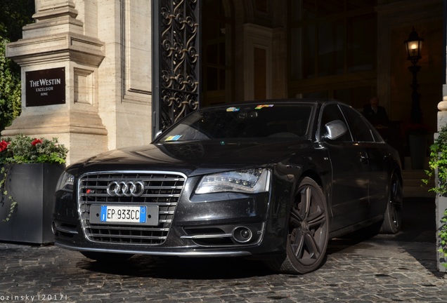 Audi S8 D4