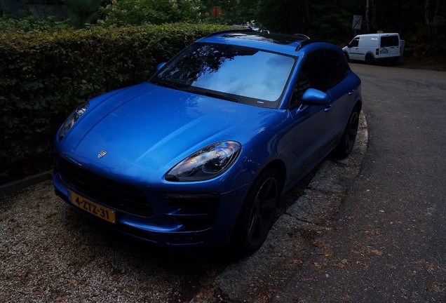 Porsche 95B Macan Turbo