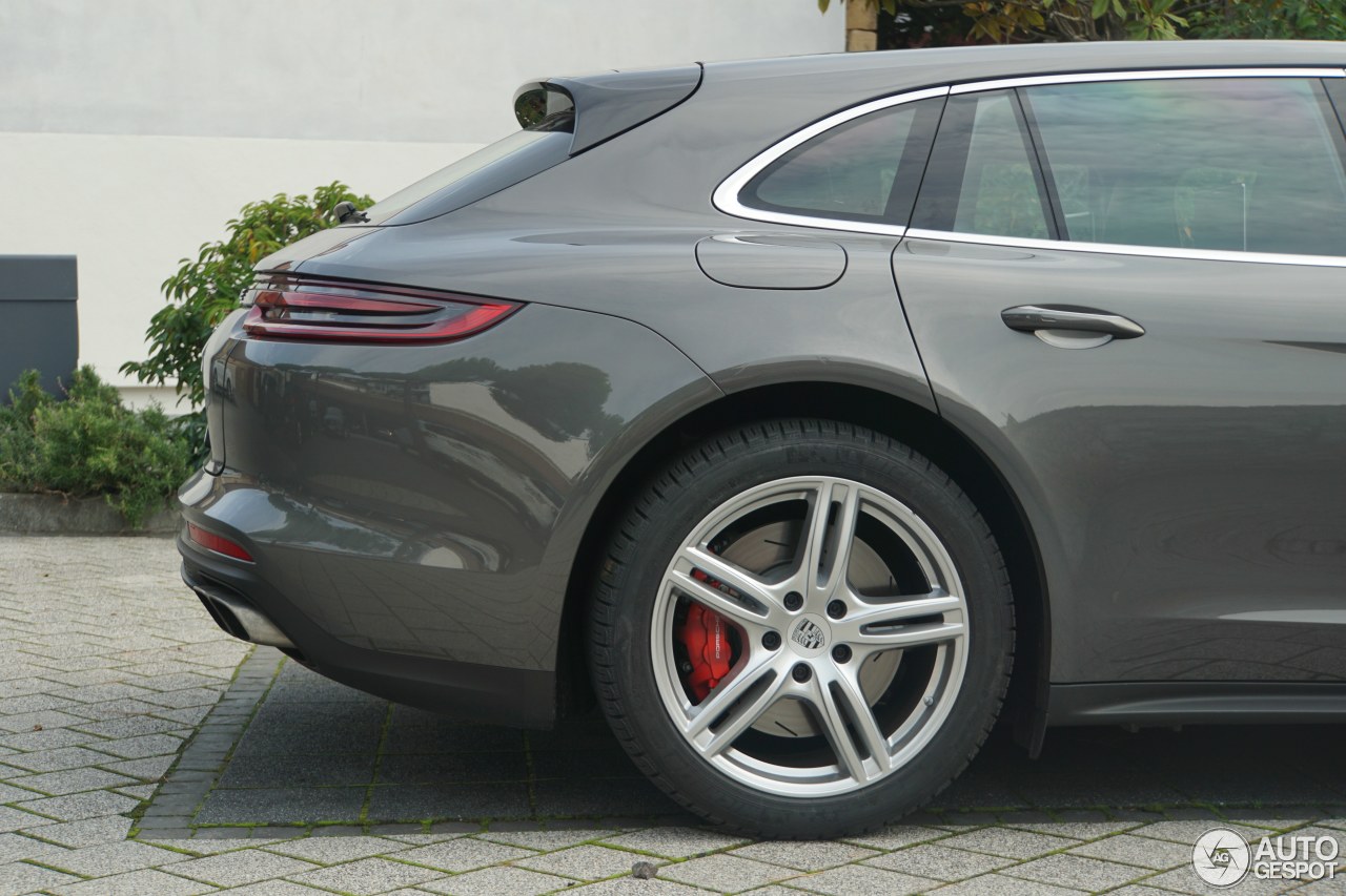 Porsche 971 Panamera Turbo Sport Turismo