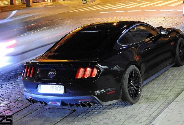 Ford Mustang GT 2015