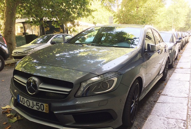 Mercedes-Benz A 45 AMG