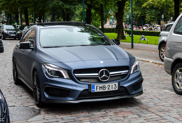 Mercedes-Benz CLA 45 AMG C117