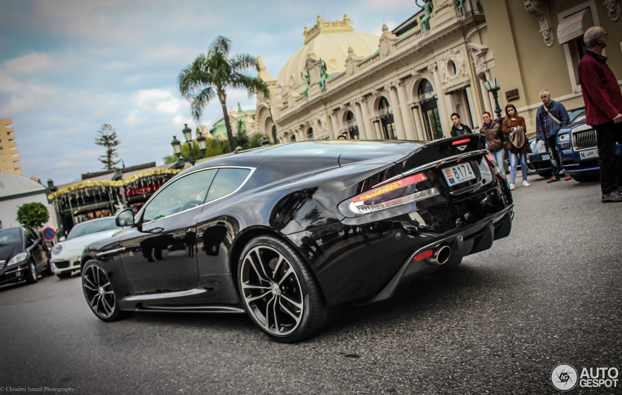 Aston Martin DBS Carbon Black Edition