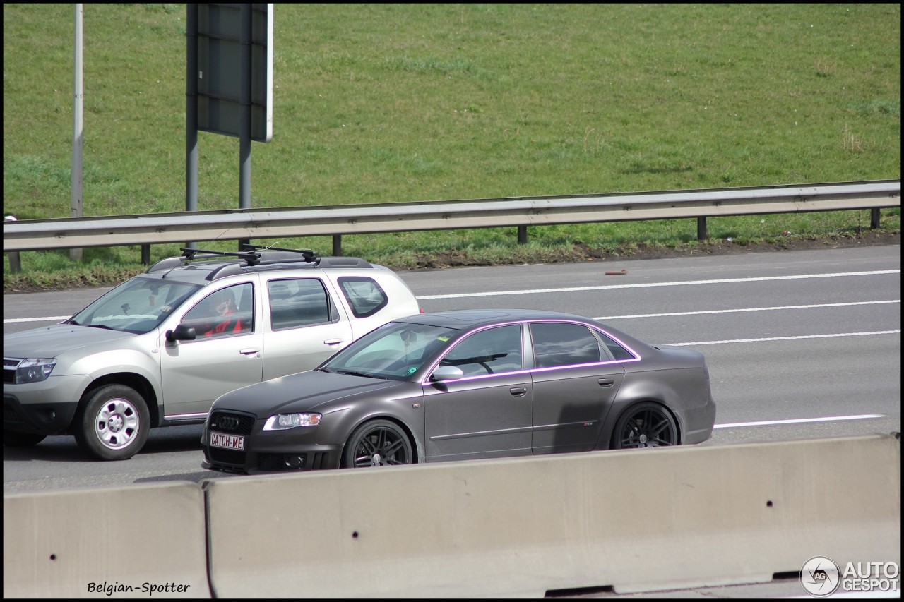 Audi RS4 Sedan