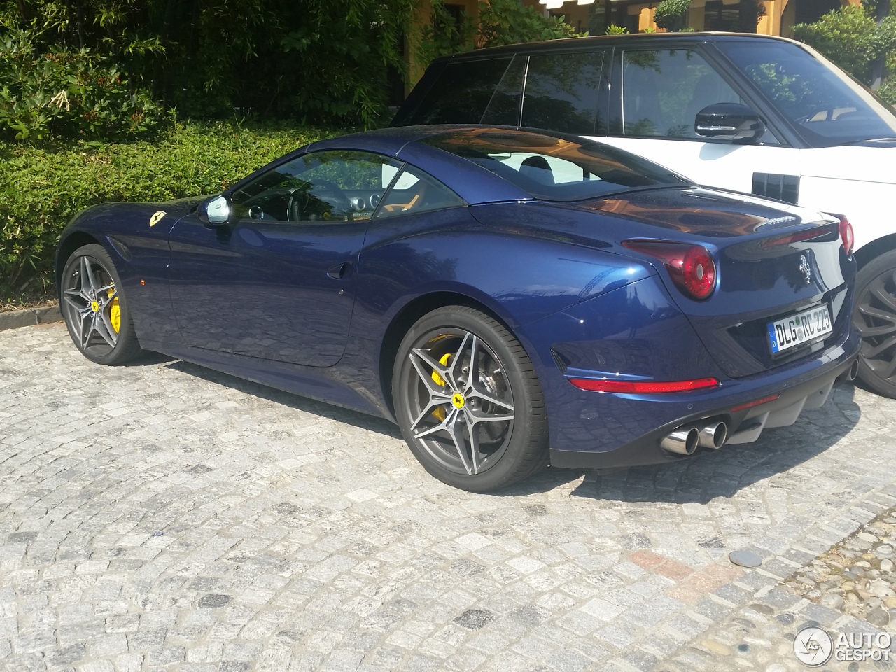 Ferrari California T