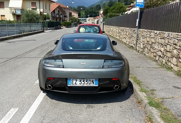 Aston Martin V12 Vantage S