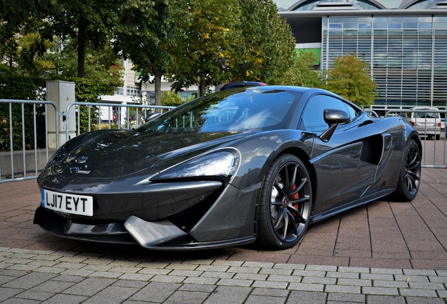 McLaren 570GT