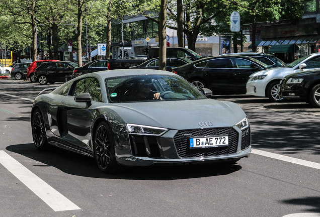 Audi R8 V10 Plus 2015