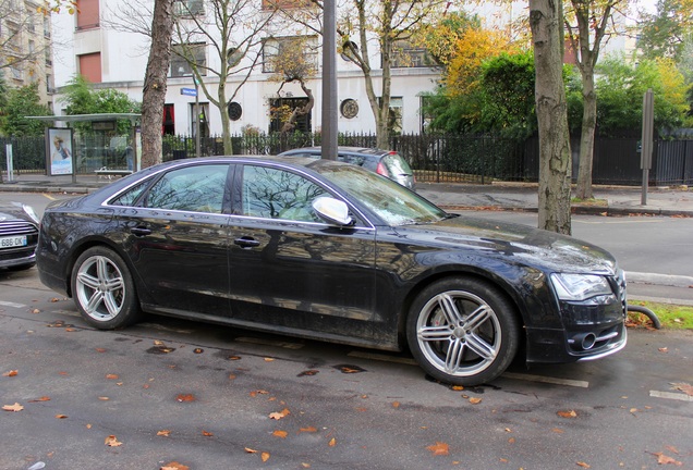 Audi S8 D4