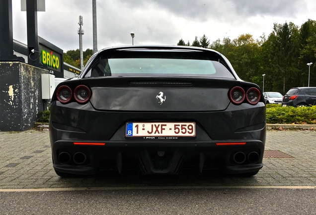 Ferrari GTC4Lusso T