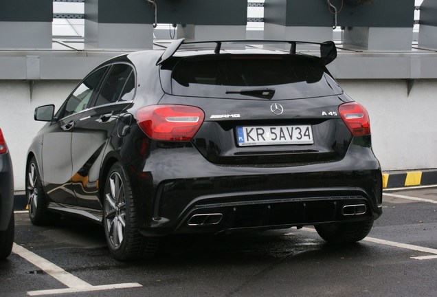 Mercedes-AMG A 45 W176 2015