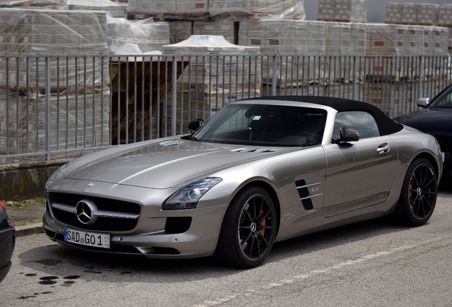 Mercedes-Benz SLS AMG Roadster