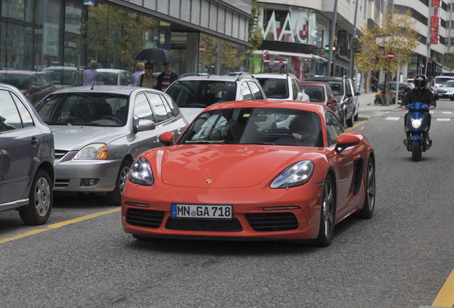 Porsche 718 Cayman S