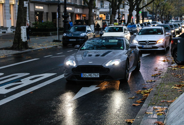 Aston Martin V12 Vantage S