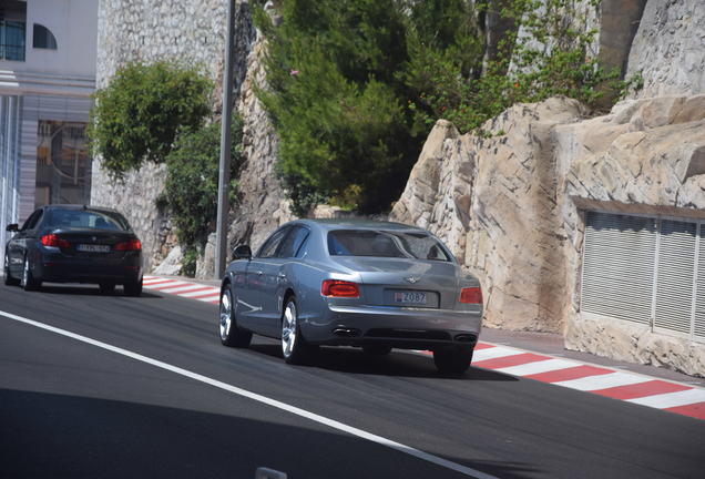 Bentley Flying Spur V8