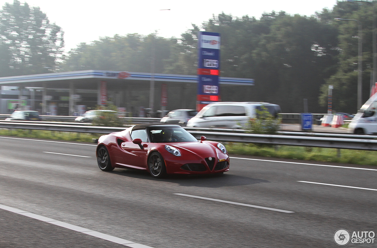 Alfa Romeo 4C Spider