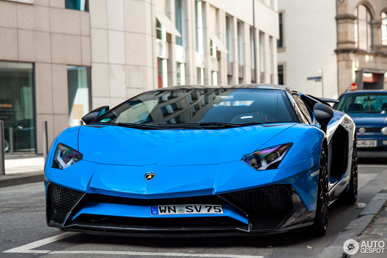 Lamborghini Aventador LP750-4 SuperVeloce Roadster