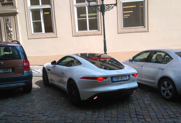 Jaguar F-TYPE S Coupé