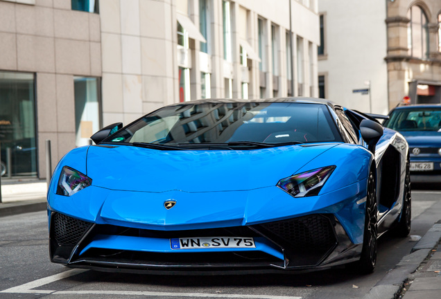 Lamborghini Aventador LP750-4 SuperVeloce Roadster