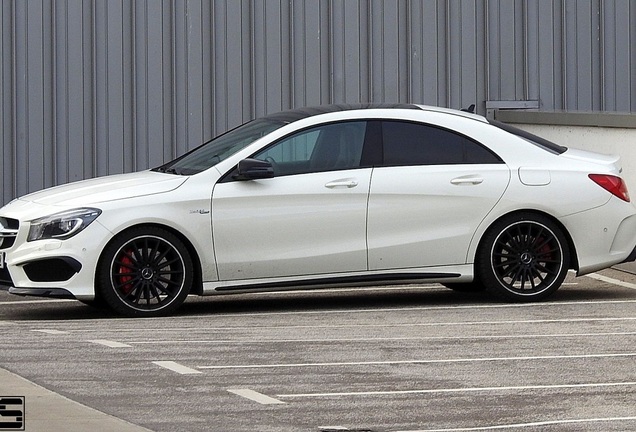 Mercedes-Benz CLA 45 AMG C117