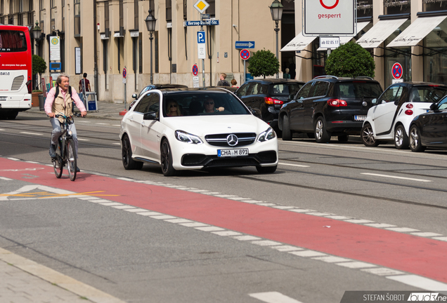 Mercedes-Benz E 63 AMG S W212