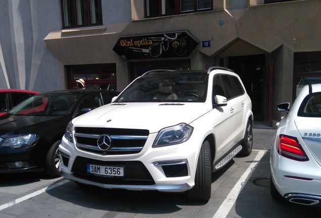 Mercedes-Benz GL 63 AMG X166