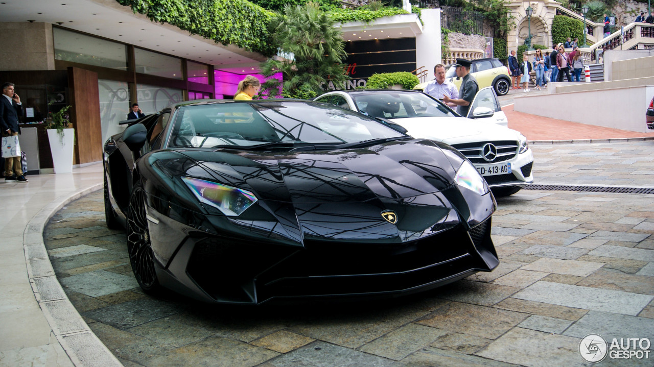 Lamborghini Aventador LP750-4 SuperVeloce Roadster