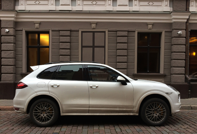 Porsche 958 Cayenne Turbo S