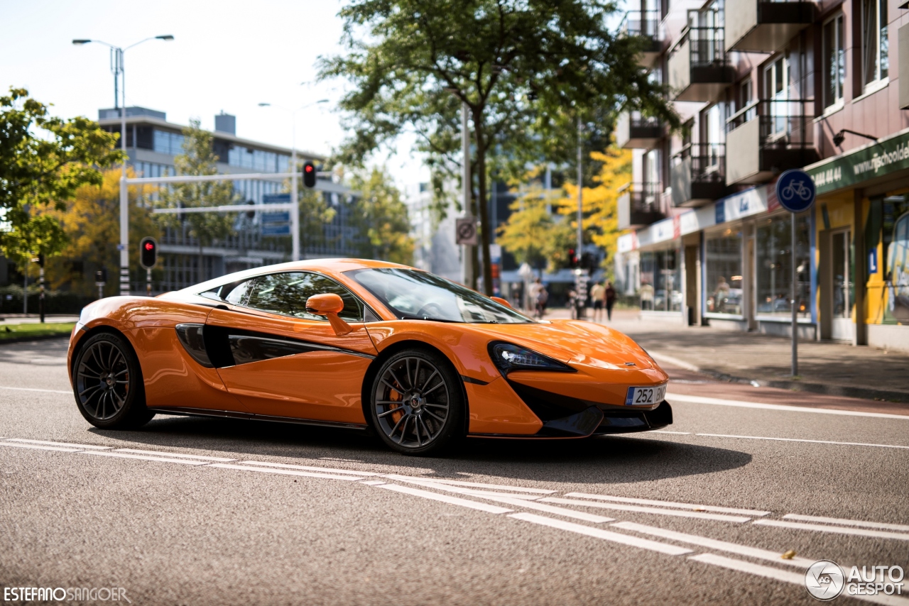 McLaren 570S