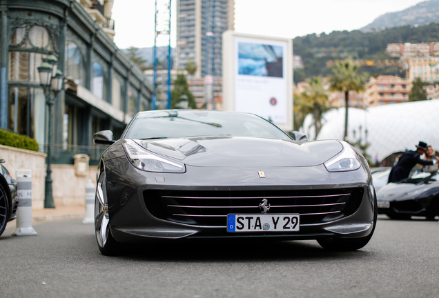 Ferrari GTC4Lusso