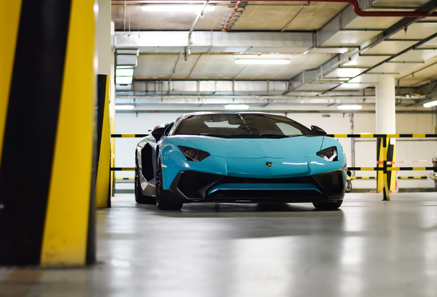 Lamborghini Aventador LP750-4 SuperVeloce Roadster