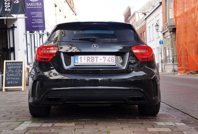 Mercedes-Benz A 45 AMG